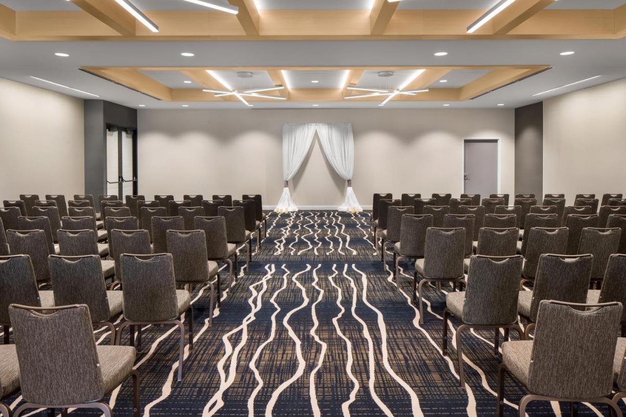 Delta Hotels By Marriott Minneapolis Northeast מראה חיצוני תמונה