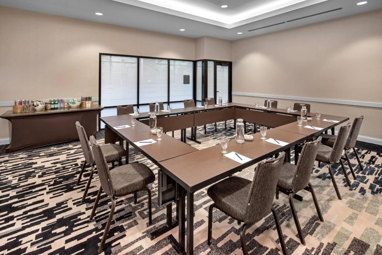 Delta Hotels By Marriott Minneapolis Northeast מראה חיצוני תמונה