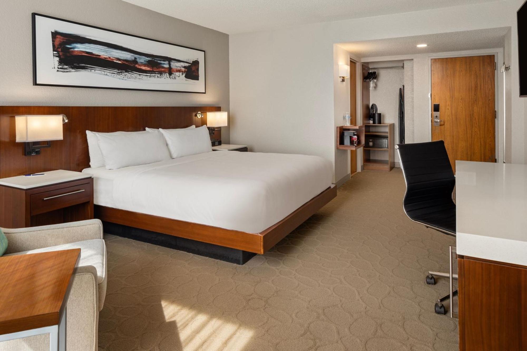 Delta Hotels By Marriott Minneapolis Northeast מראה חיצוני תמונה