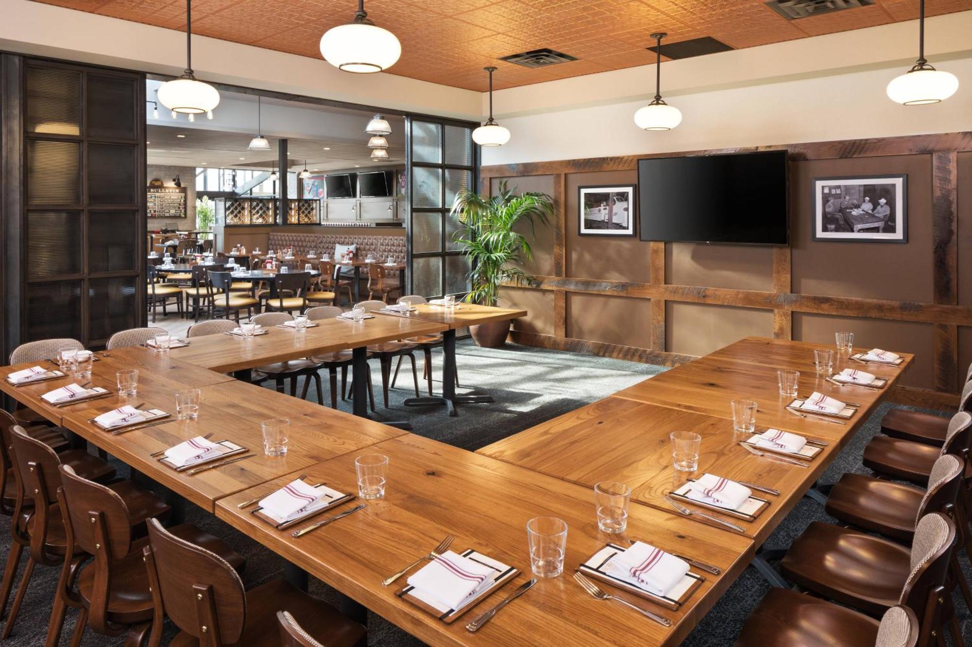 Delta Hotels By Marriott Minneapolis Northeast מראה חיצוני תמונה