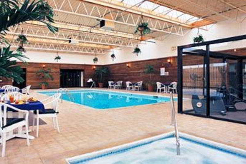 Delta Hotels By Marriott Minneapolis Northeast מראה חיצוני תמונה
