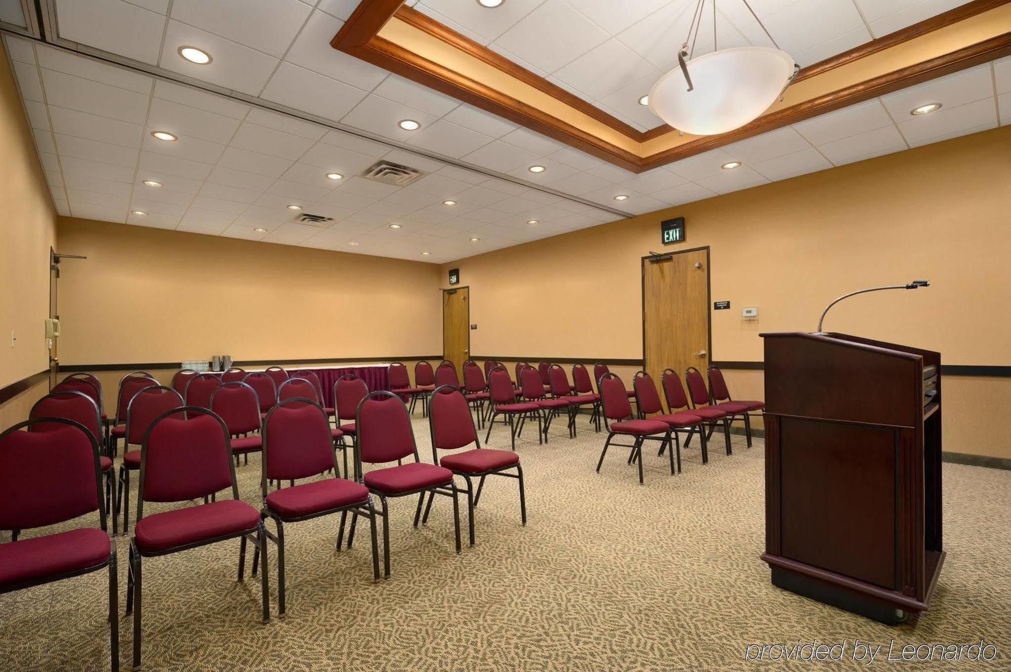 Delta Hotels By Marriott Minneapolis Northeast מראה חיצוני תמונה