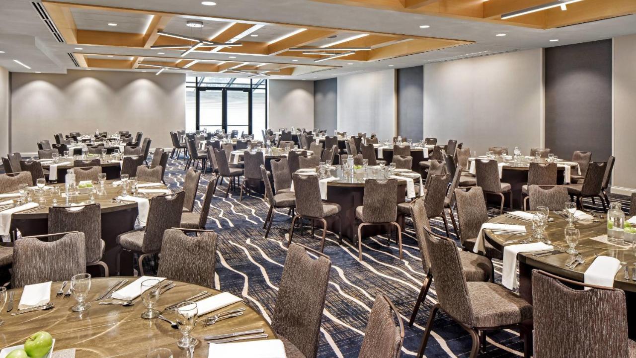 Delta Hotels By Marriott Minneapolis Northeast מראה חיצוני תמונה