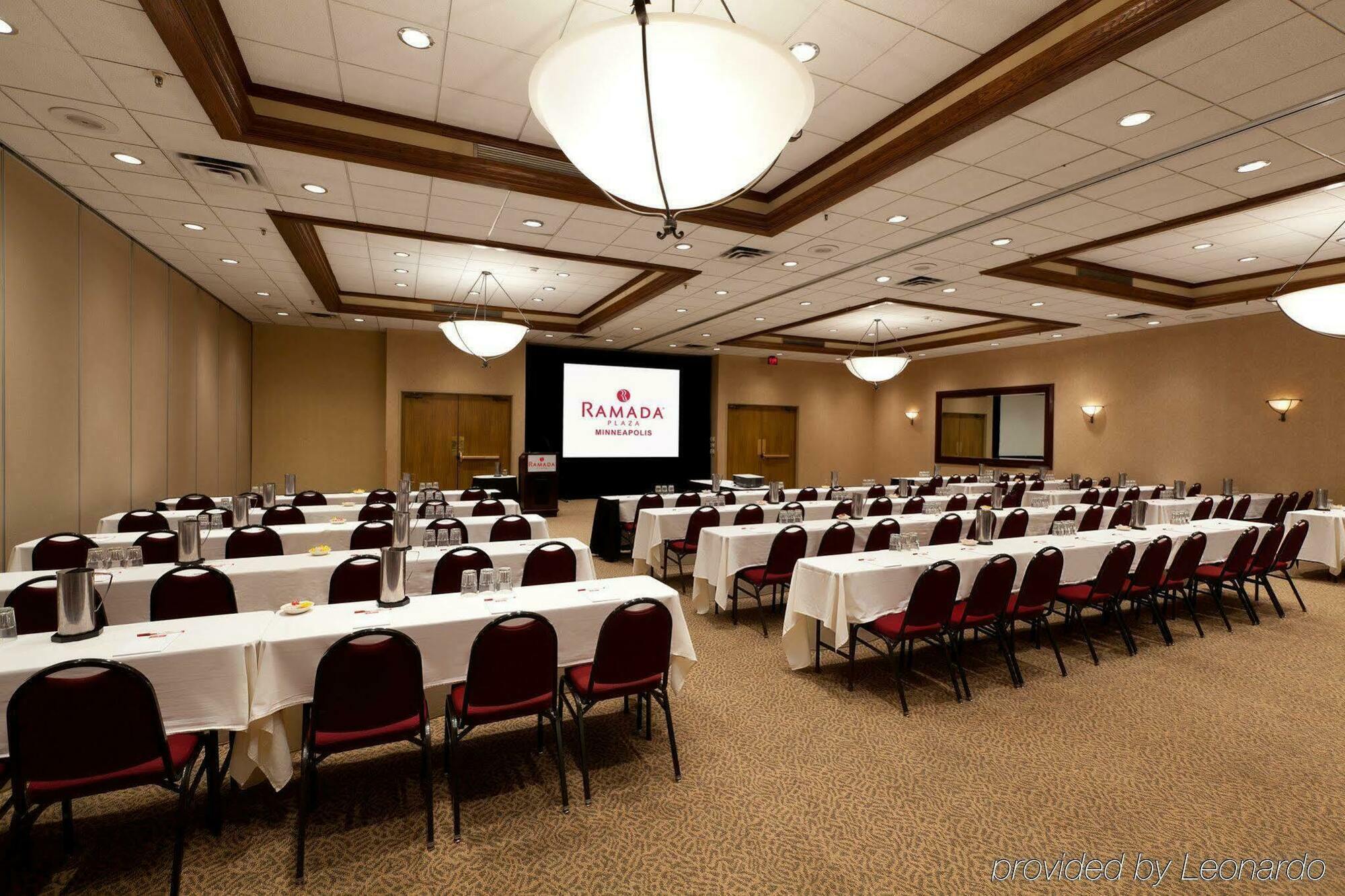 Delta Hotels By Marriott Minneapolis Northeast מראה חיצוני תמונה